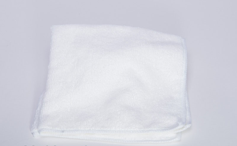 (image for) White Microfiber Towels, 12x12, case of 400