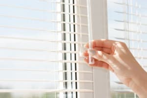 Cleaning Venetian Blinds